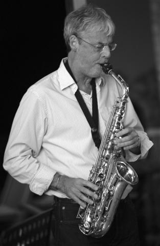 Largo Music Artist - Richard Ingham Largo Music Artist - Richard Ingham